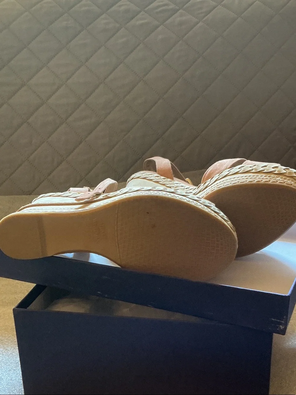 New In Box! Stuart Weitzman Peach Suede Platform Wedge Sandals